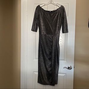 Gray Metallic 3/4 Sleeve Dress